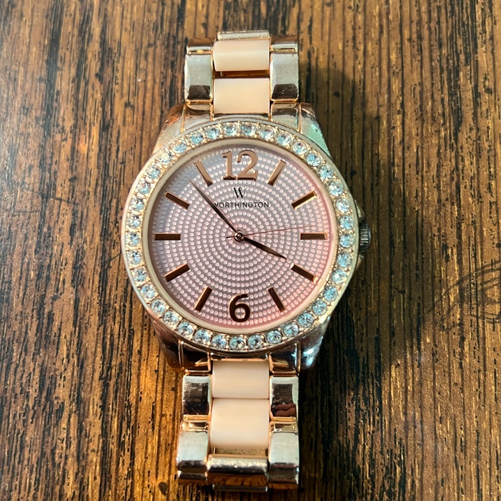 Worthington woman’s / ladies rose gold watch, rhinestones, adjustable band.